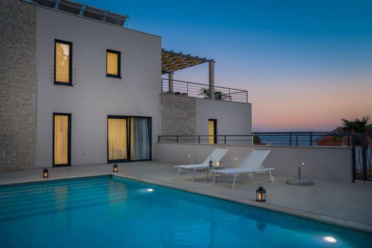 Luxury Villa Lucice View Milna  Kültér fotó