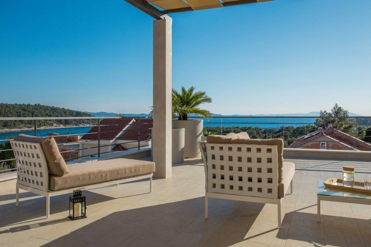 Luxury Villa Lucice View Milna  Kültér fotó