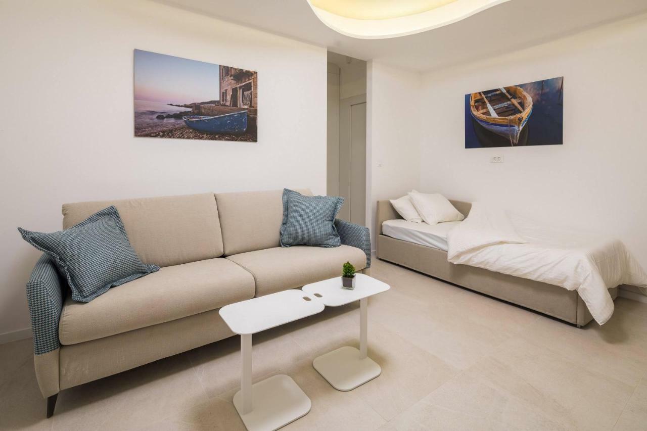 Luxury Villa Lucice View Milna  Kültér fotó